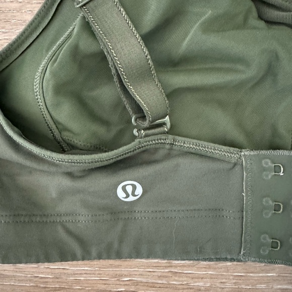Lululemon Ta Ta Tamer - Picture 8 of 9